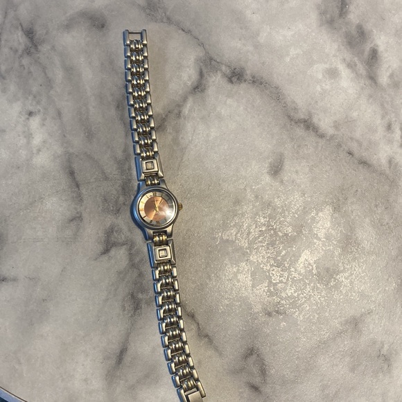 Geneva - Picture 2 of 13